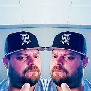 Meet your Posher, Travis